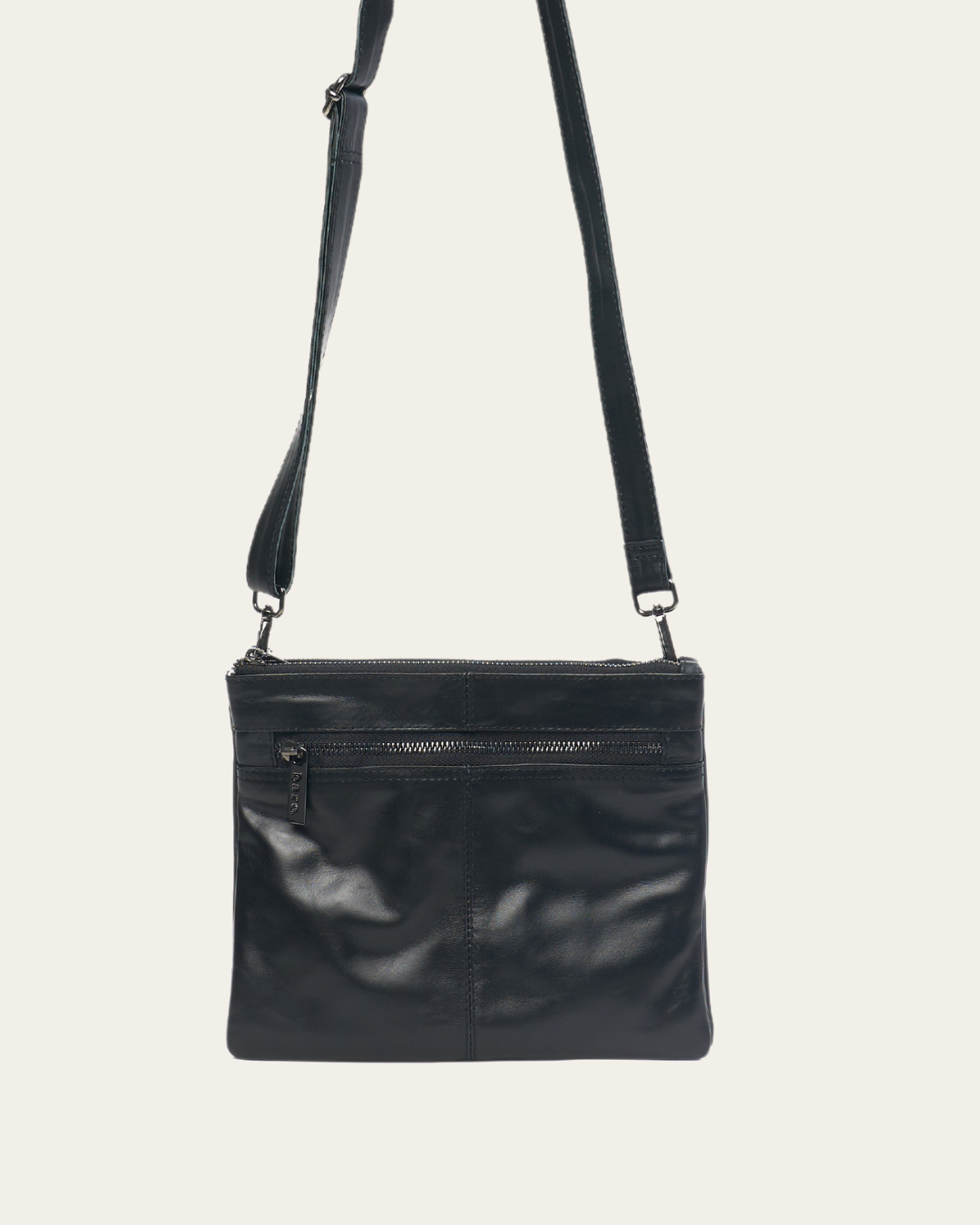 Black Bare Leather Neve Bag
