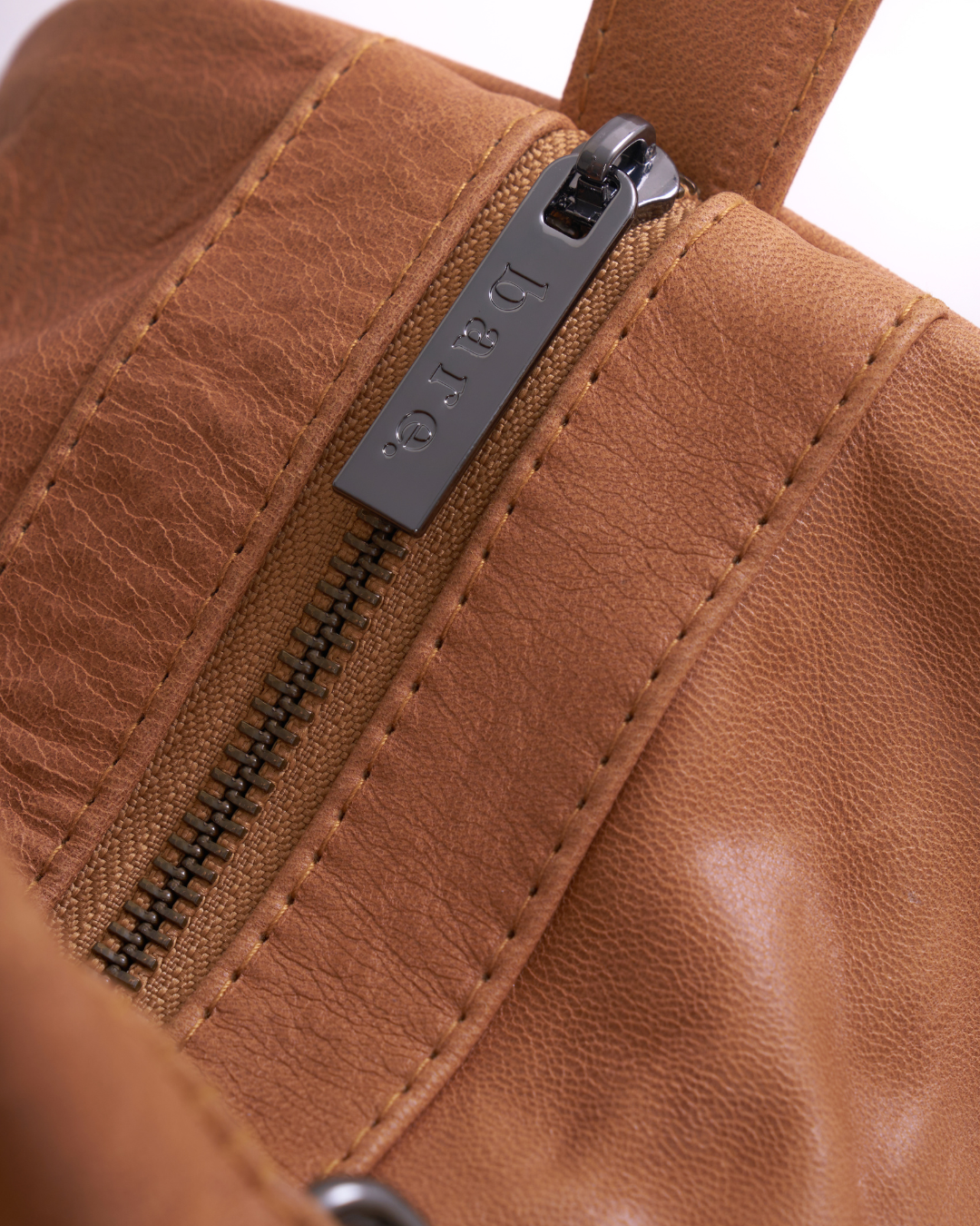 Camel Weekender Bag - BARE Leather