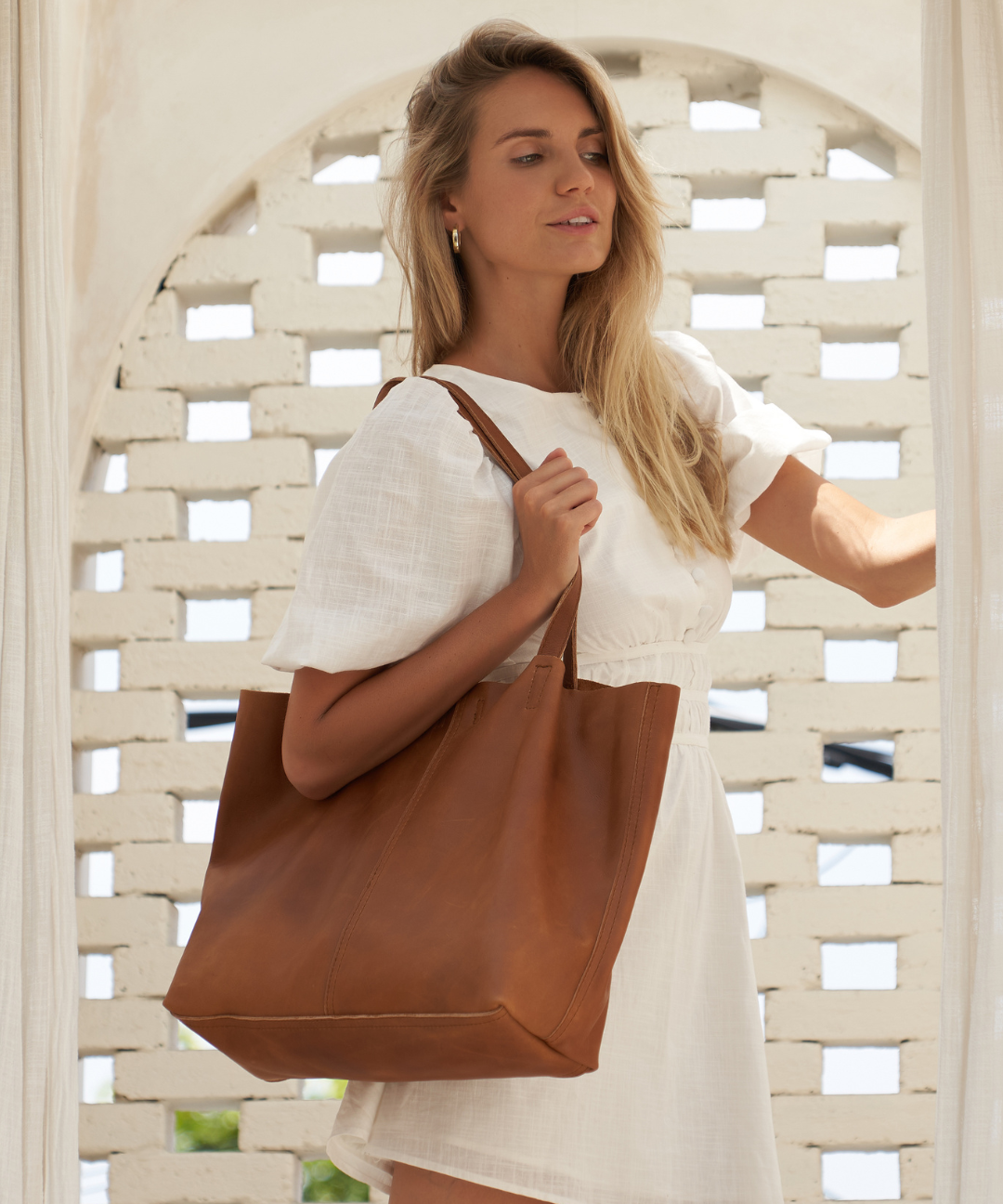 London Tote - BARE Leather